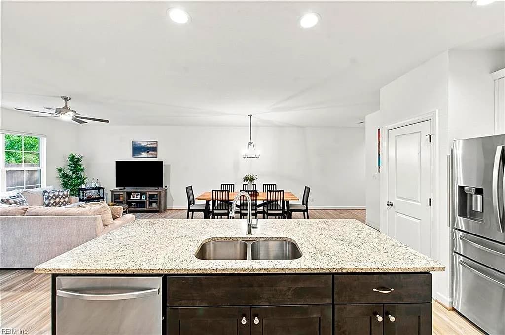 2556 Fieldsway DR, CHESAPEAKE VA 23320 thumb 8