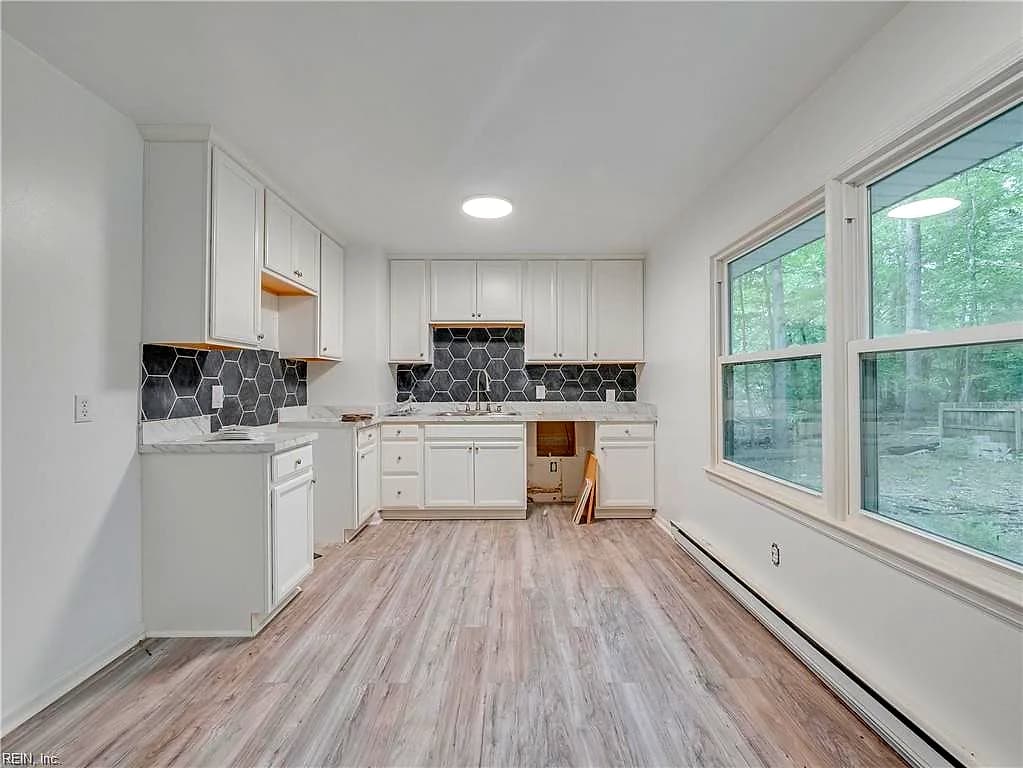 604 E Woodland DR, YORKTOWN VA 23692 thumb 12