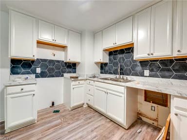 604 E Woodland DR, YORKTOWN VA 23692 thumb 3