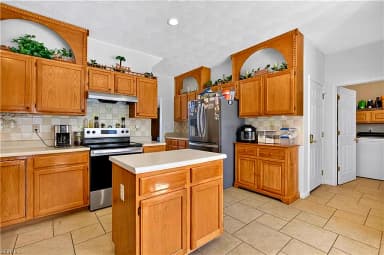 311 Lancing WAY, CHESAPEAKE VA 23323 thumb 12