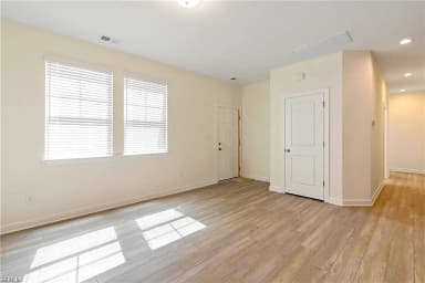3873 A Strawberry Plains RD, WILLIAMSBURG VA 23188 thumb 6