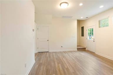 3867 B Strawberry Plains RD #B, WILLIAMSBURG VA 23188 thumb 3