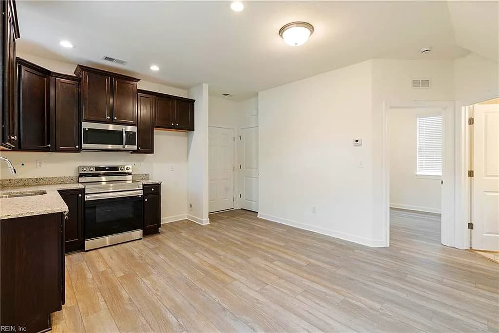 3867 B Strawberry Plains RD #B, WILLIAMSBURG VA 23188 thumb 7