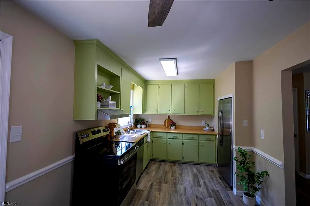 251 Mona DR, NEWPORT NEWS VA 23608 thumb 11