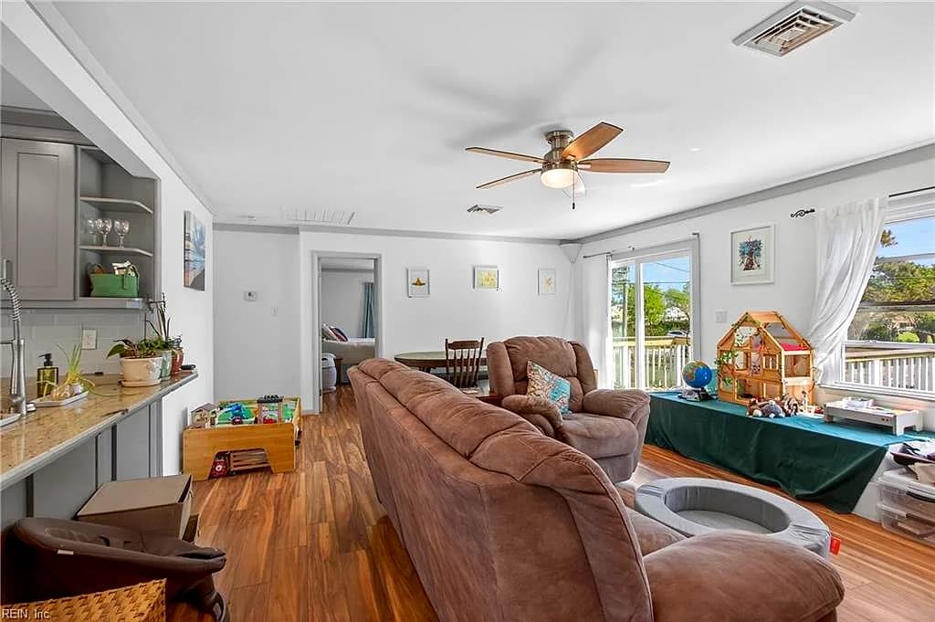 1309 Dandy Loop RD, YORKTOWN VA 23692 thumb 12