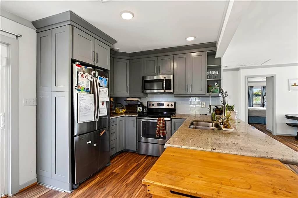 1309 Dandy Loop RD, YORKTOWN VA 23692 thumb 9