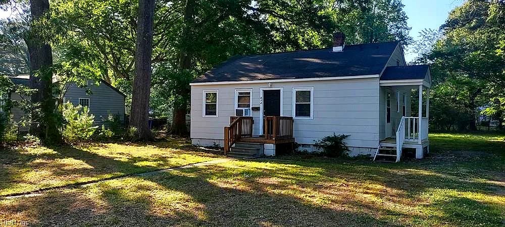634 72nd ST, NEWPORT NEWS VA 23605 - Photo 3