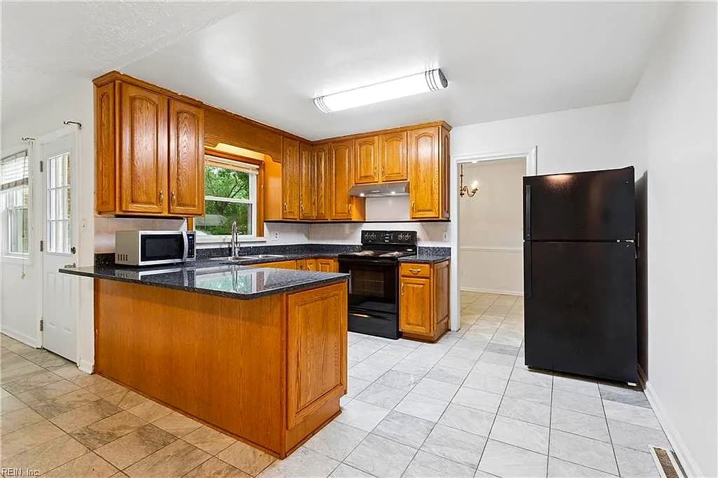 216 Watkins DR, HAMPTON VA 23669 thumb 12