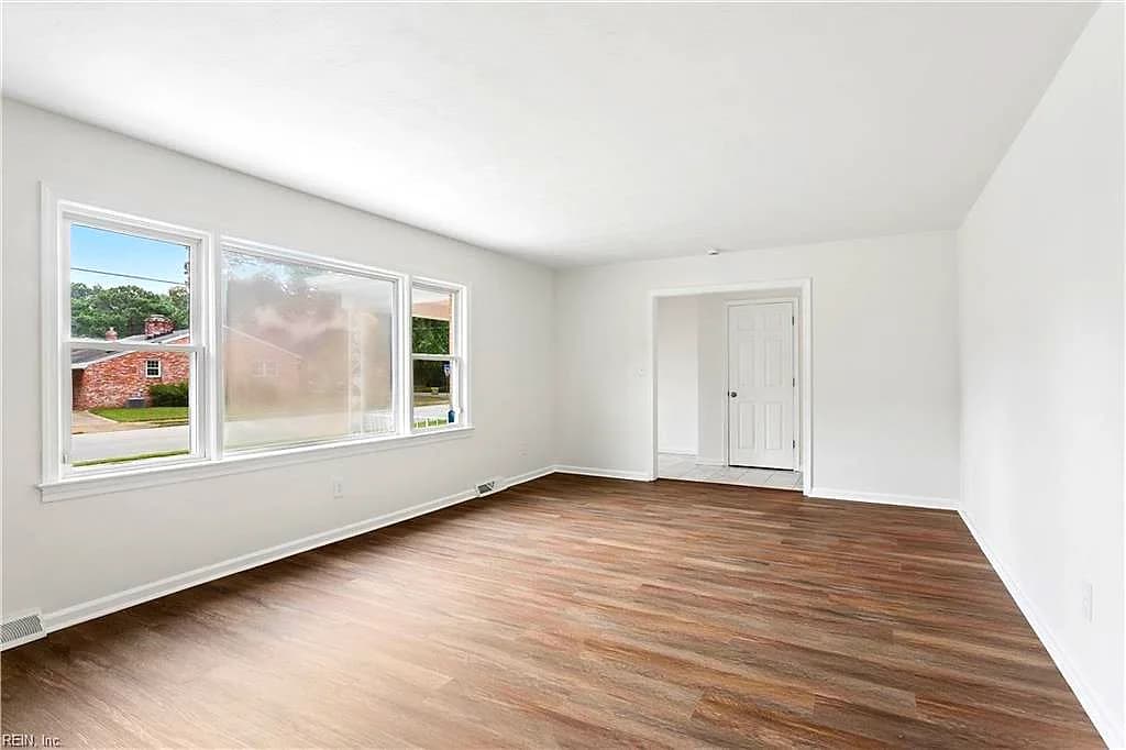 216 Watkins DR, HAMPTON VA 23669 thumb 6