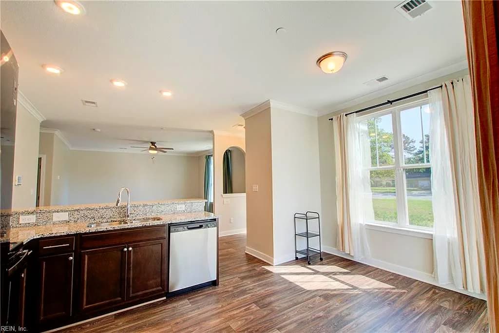 609 Fishers CT, HAMPTON VA 23666 thumb 8