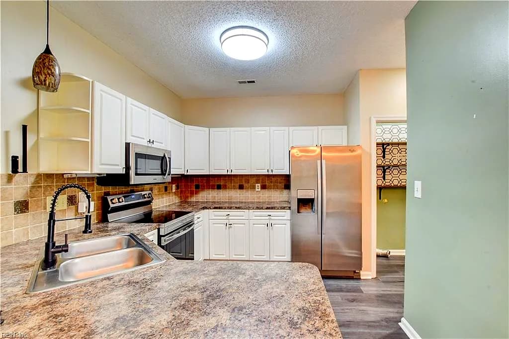 922 Willow PT, NEWPORT NEWS VA 23602 thumb 12