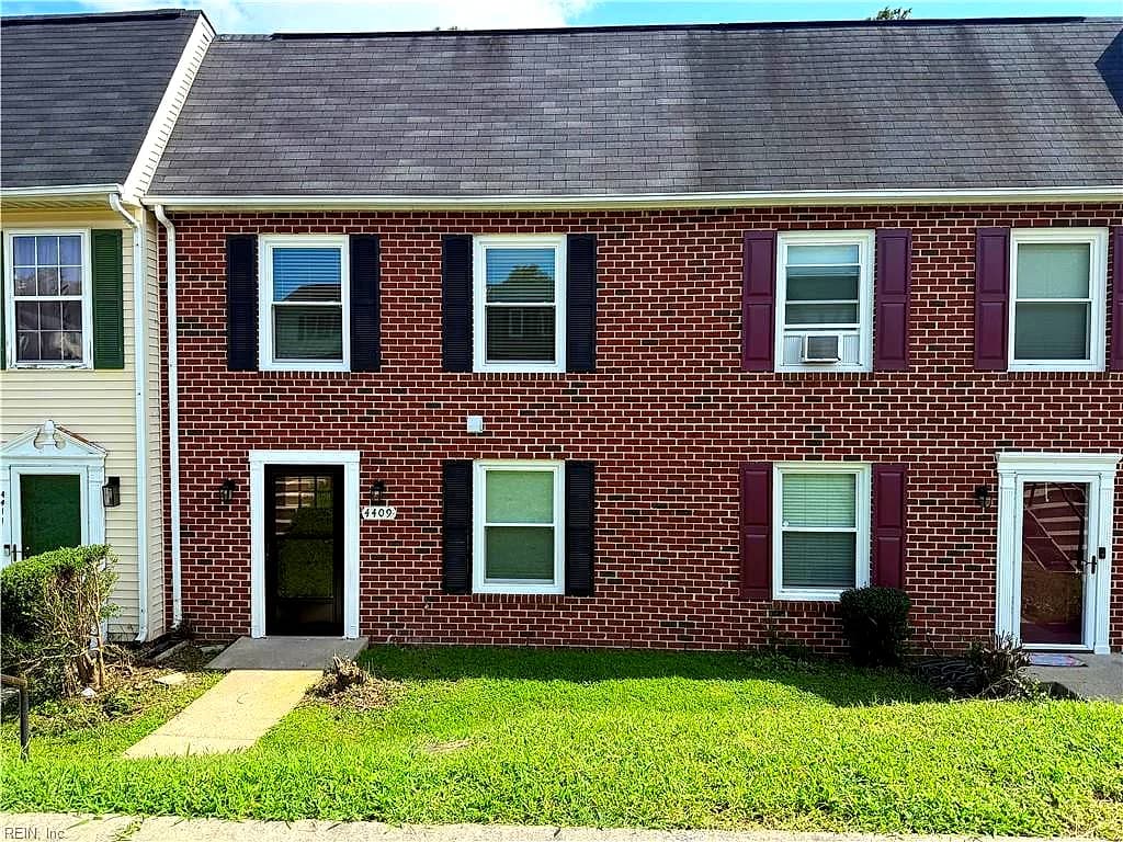 4409 Foxden DR, RICHMOND VA 23223 - Main photo