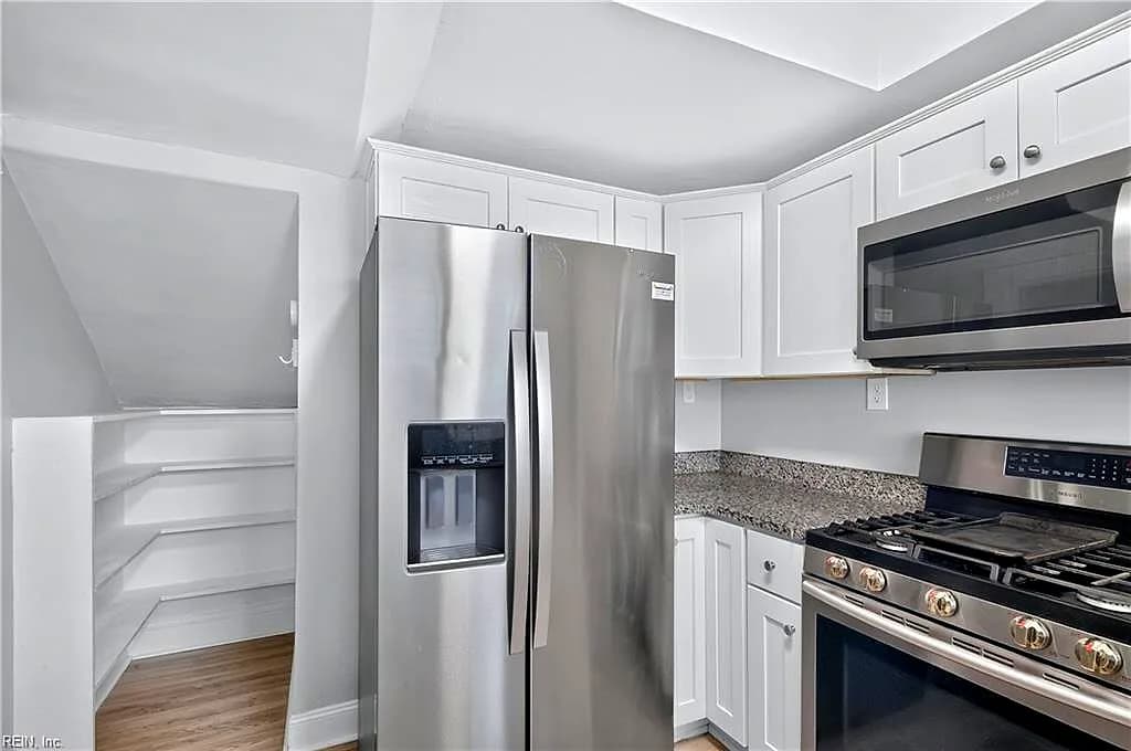 2721 Vimy Ridge AVE, NORFOLK VA 23509 thumb 9