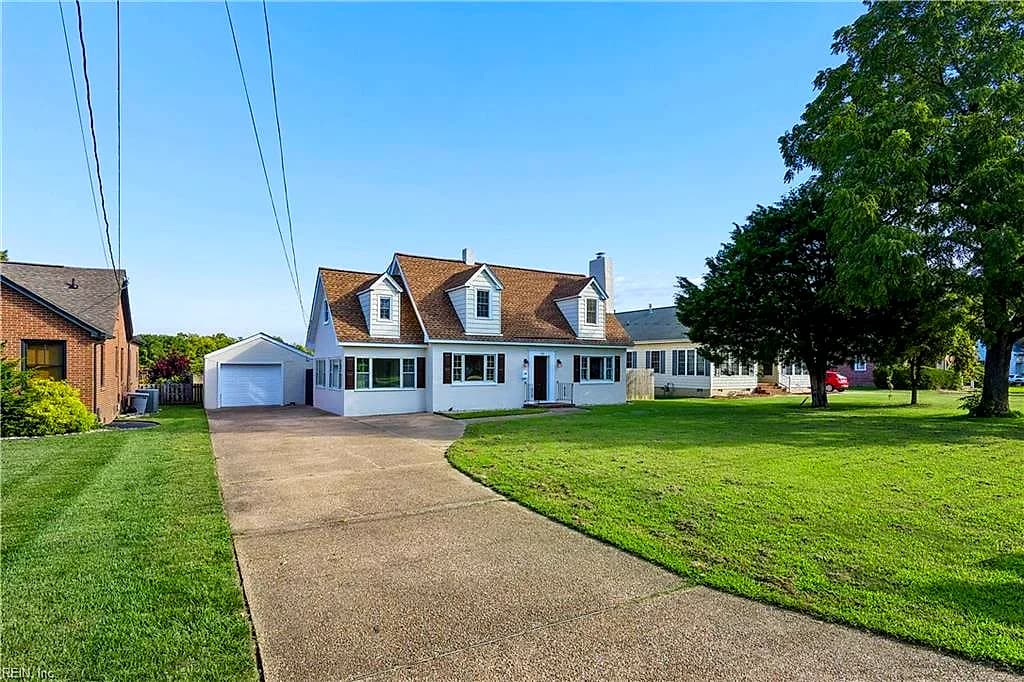 106 Ivy Home RD, HAMPTON VA 23669 - Photo 3