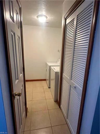 3301 Clover Meadows DR, CHESAPEAKE VA 23321 thumb 6