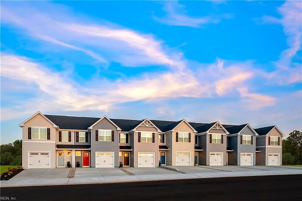 106 Summit Grove TER, FRANKLIN VA 23851 - Photo 2
