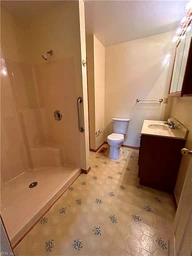 833 Thames DR, HAMPTON VA 23666 thumb 9