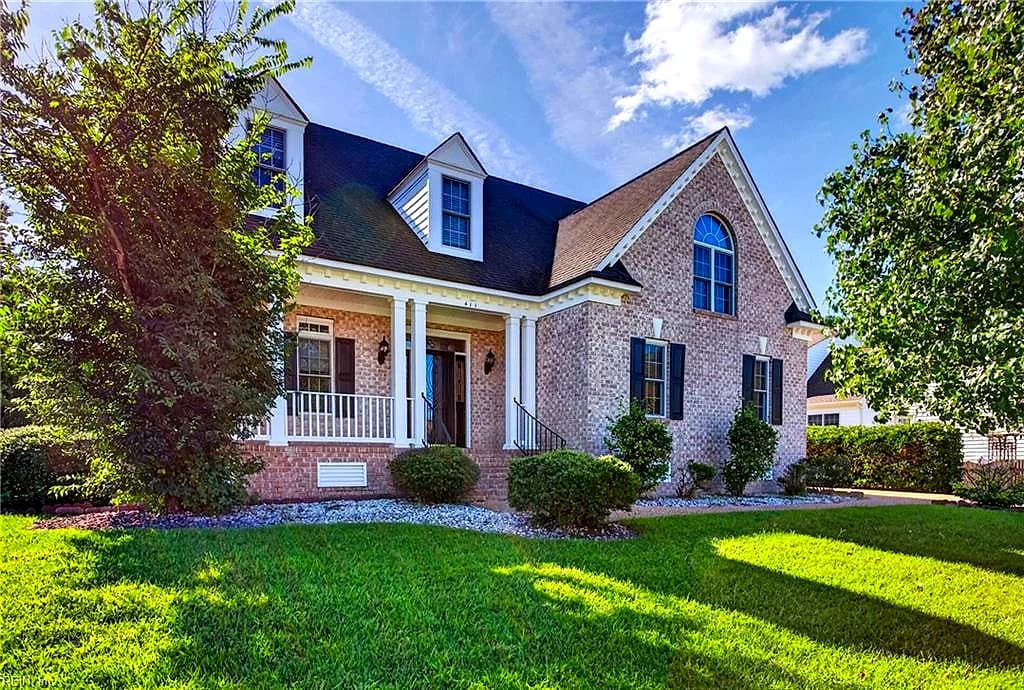 411 Honeysuckle LN, YORKTOWN VA 23693 - Photo 2