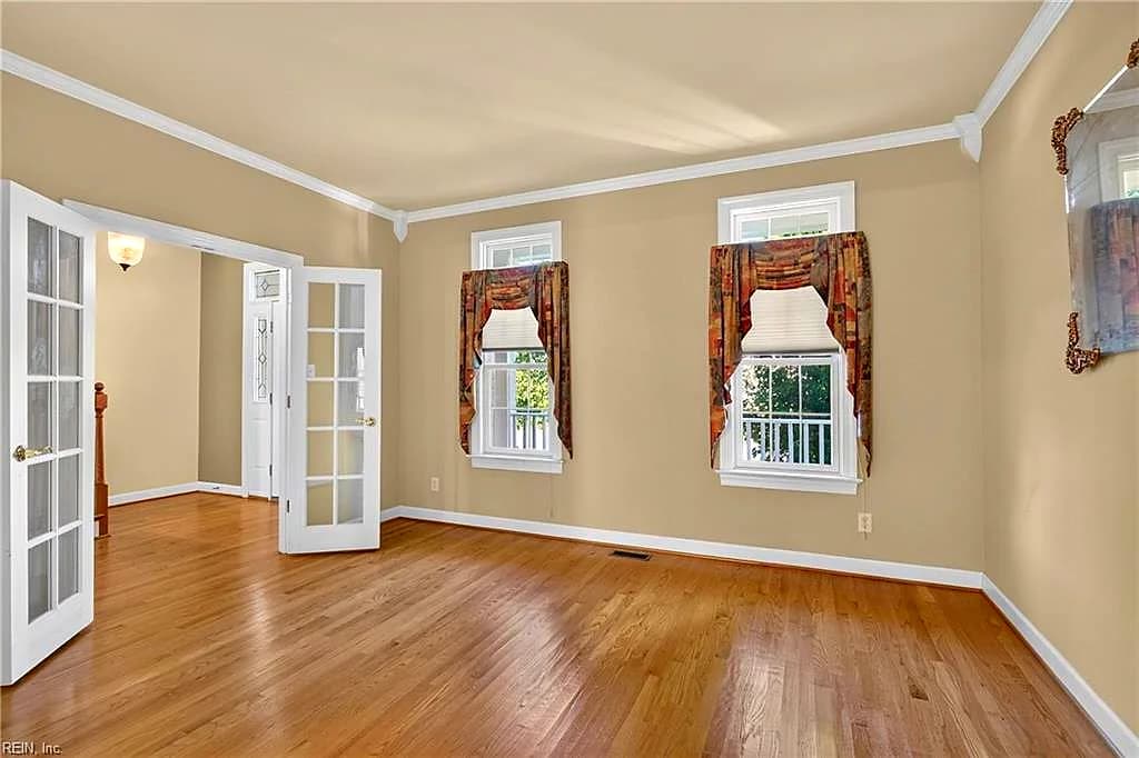 411 Honeysuckle LN, YORKTOWN VA 23693 thumb 9