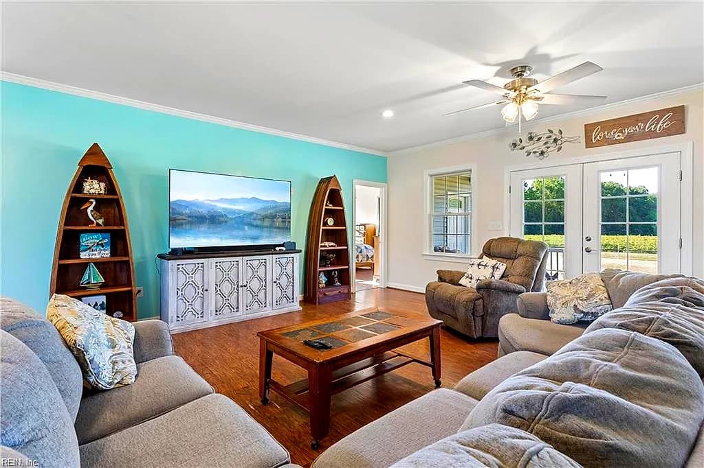 10028 Halltown RD, SMITHFIELD VA 23430 thumb 9
