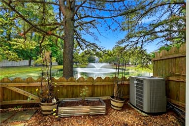 504 Tunnel CT, CHESAPEAKE VA 23320 thumb 4