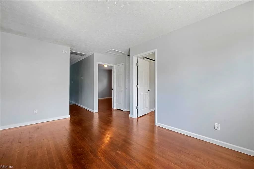 1021 32nd ST, NEWPORT NEWS VA 23607 thumb 6