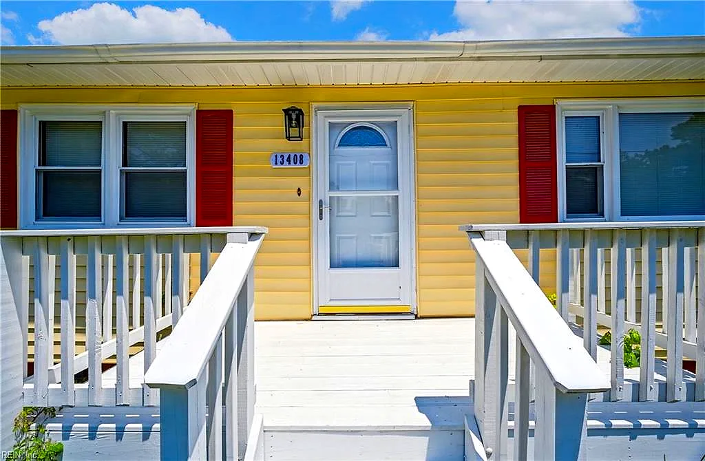 13408 Martha CIR, SMITHFIELD VA 23430 - Photo 5