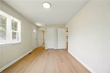 13408 Martha CIR, SMITHFIELD VA 23430 thumb 7