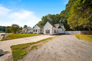 809 Haskins DR, SUFFOLK VA 23434 thumb 3