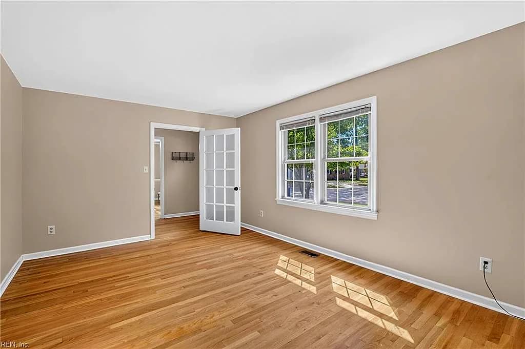607 Beacon CT, NEWPORT NEWS VA 23601 thumb 6