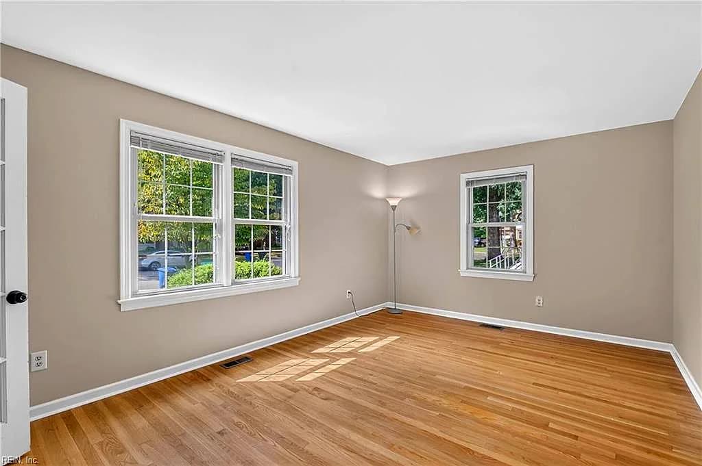 607 Beacon CT, NEWPORT NEWS VA 23601 thumb 7