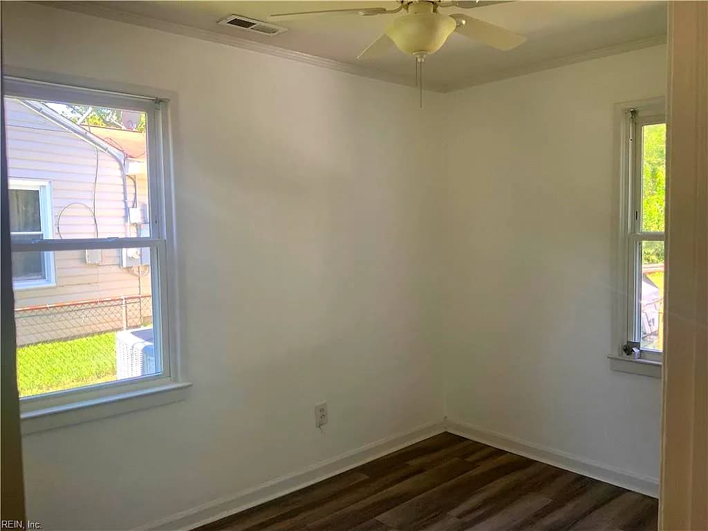 35 Phelps CIR, HAMPTON VA 23663 thumb 6