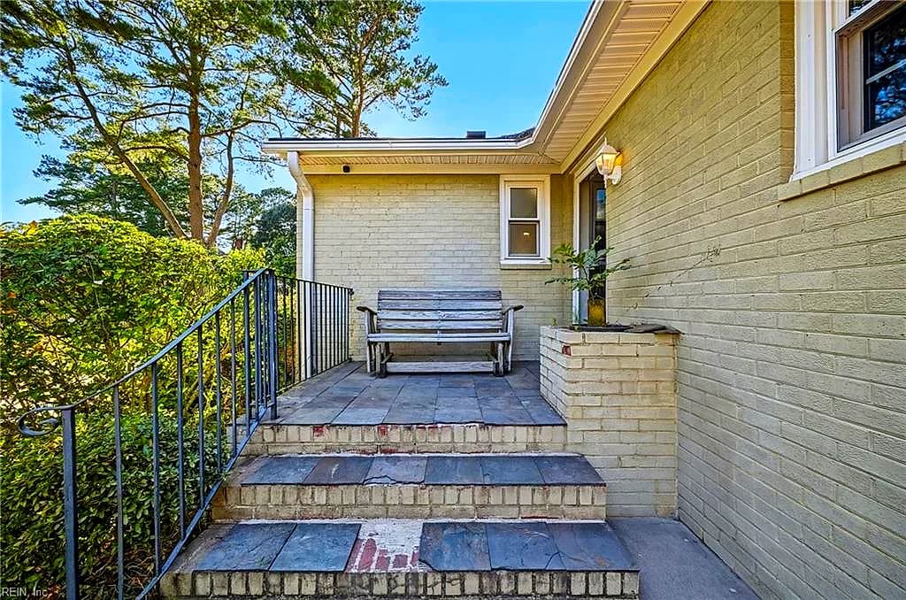 4400 Duke DR, PORTSMOUTH VA 23703 - Photo 5