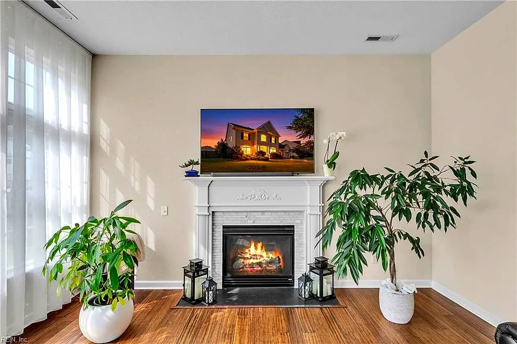 2404 Caitlan Loch LN, VIRGINIA BEACH VA 23456 thumb 10