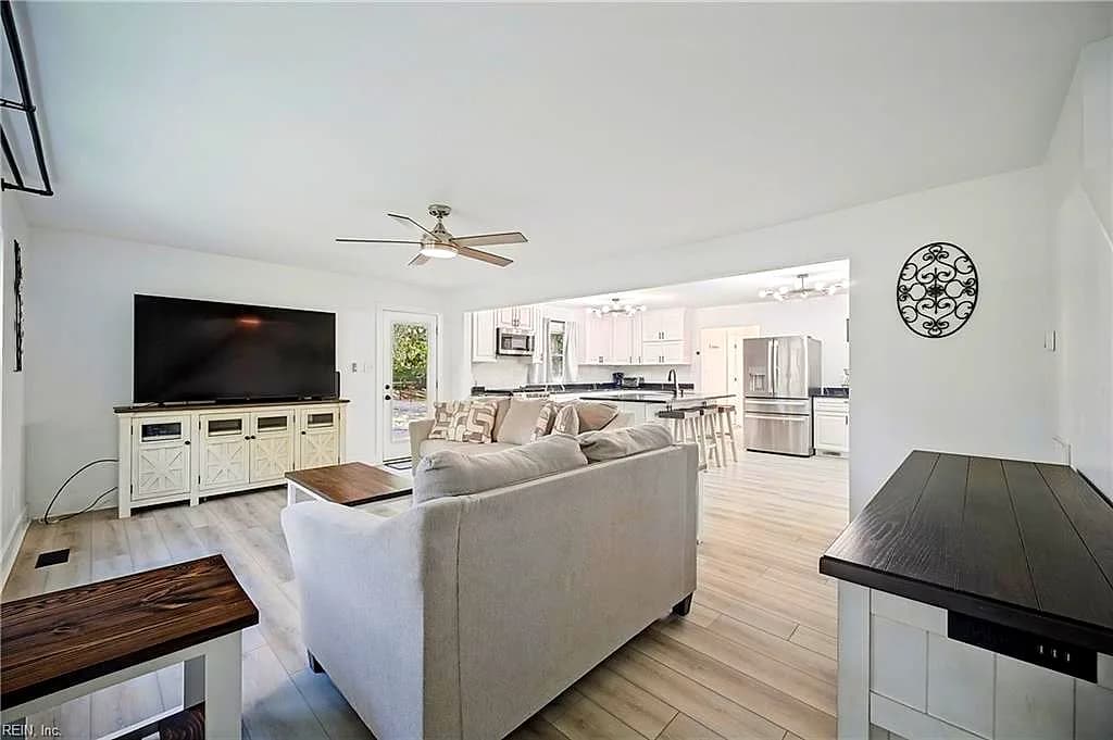 4057 Woodland DR, CHESAPEAKE VA 23321 thumb 8