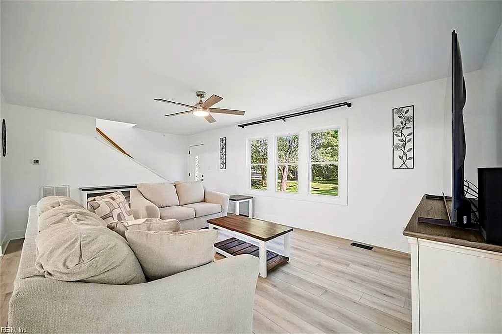 4057 Woodland DR, CHESAPEAKE VA 23321 thumb 10