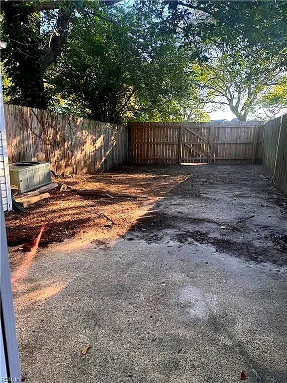3206 Wimbledon WAY, VIRGINIA BEACH VA 23453 - Photo 3