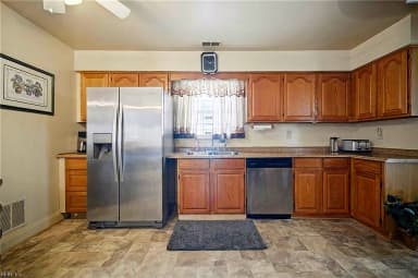 2840 Gate House RD, NORFOLK VA 23504 thumb 11