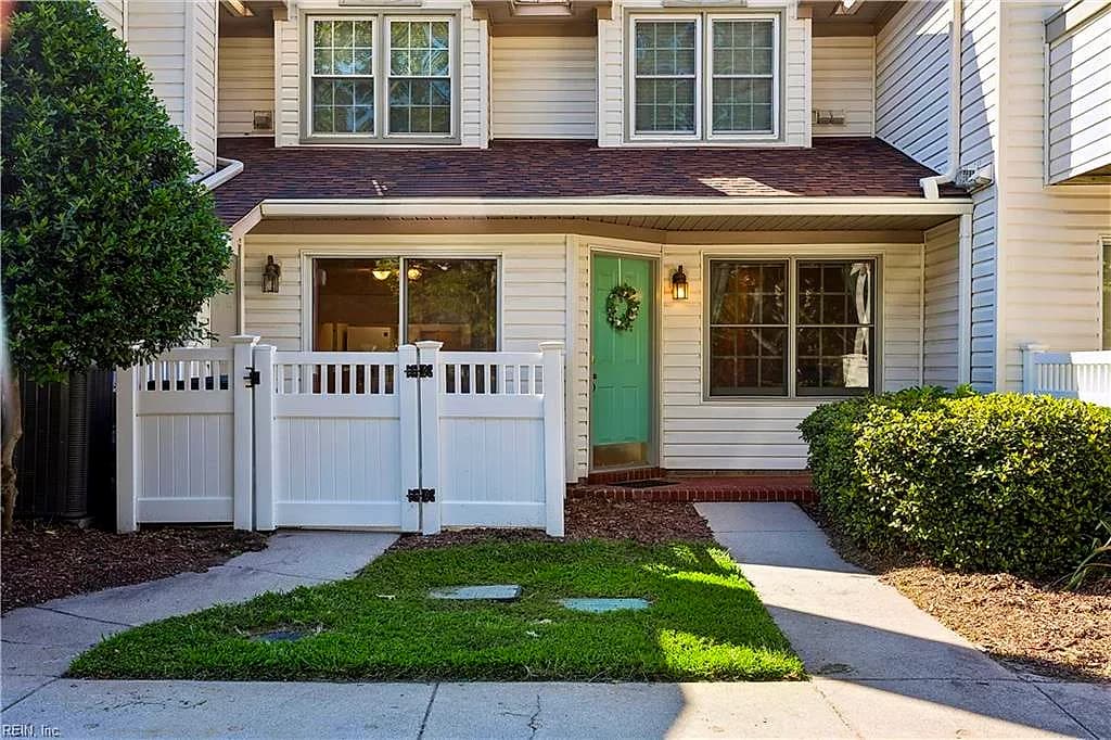 1 Tamarisk QUAY #B, HAMPTON VA 23666 - Photo 5
