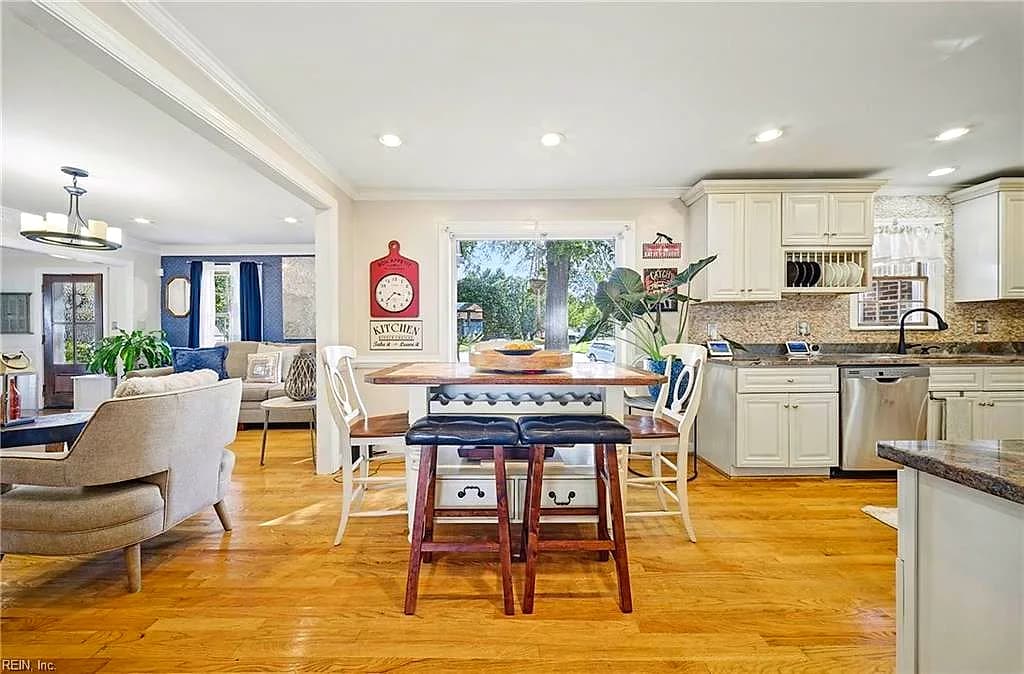 387 Brock CIR, NORFOLK VA 23502 thumb 12
