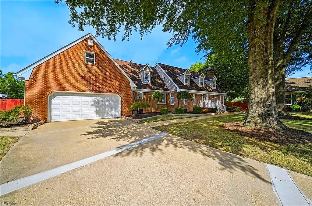 387 Brock CIR, NORFOLK VA 23502 - Photo 3