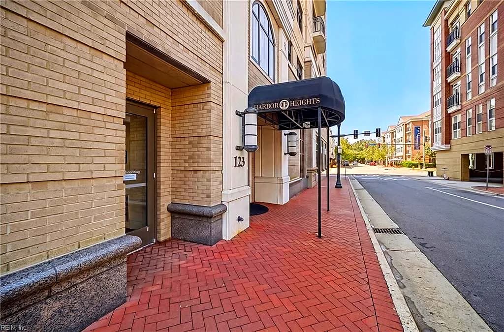 123 College PL #P9, NORFOLK VA 23510 - Photo 2