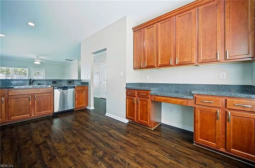 543 Settlement LN, NEWPORT NEWS VA 23608 thumb 12