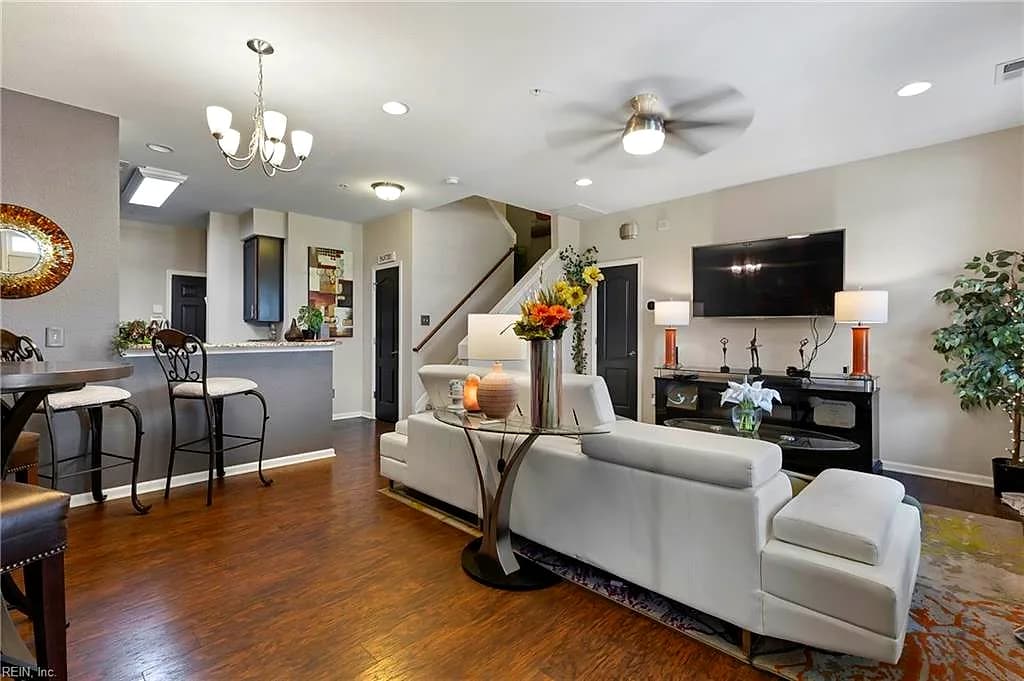 309 Waterside DR #37, HAMPTON VA 23666 - Photo 5