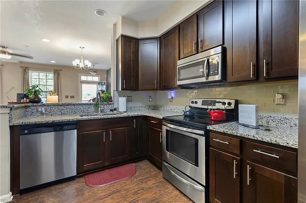 309 Waterside DR #37, HAMPTON VA 23666 thumb 8