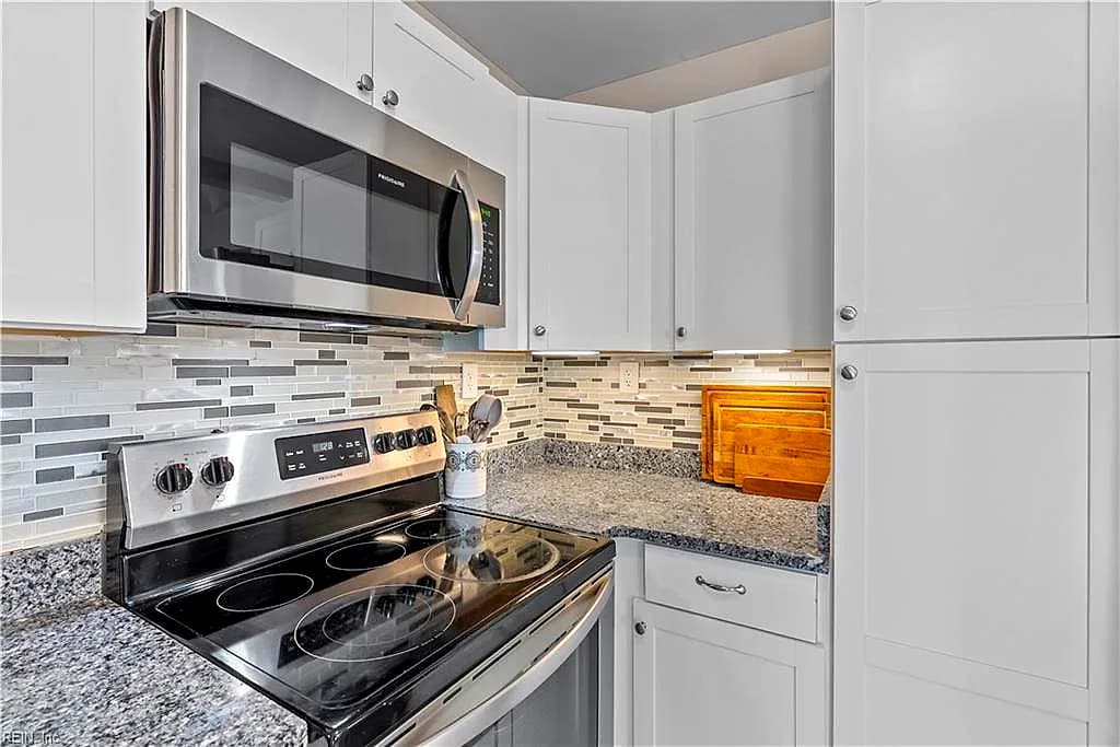 3838 Wake CIR, NORFOLK VA 23513 thumb 11