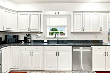 801 Aston PL, CHESAPEAKE VA 23322 thumb 5