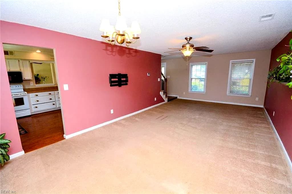 1901 Kelly RN, CHESAPEAKE VA 23320 - Photo 4