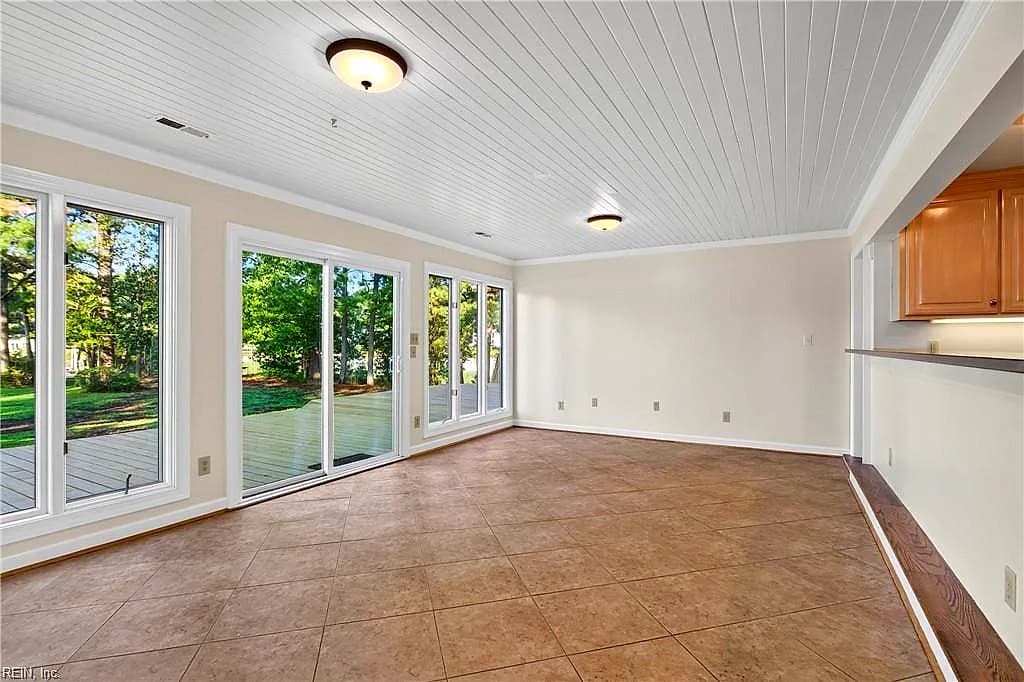502 Piney Point RD, YORKTOWN VA 23692 thumb 12