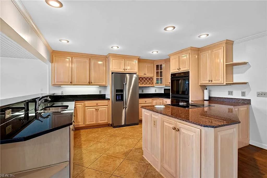 502 Piney Point RD, YORKTOWN VA 23692 thumb 10